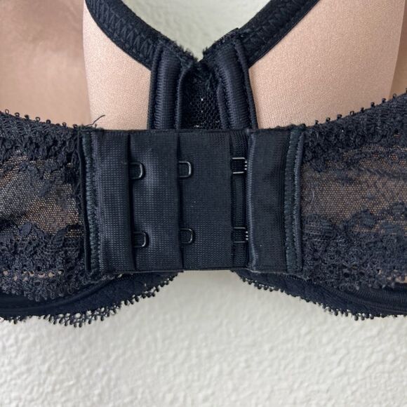 Chantelle Underwire Bra 32 DD - Picture 5 of 6